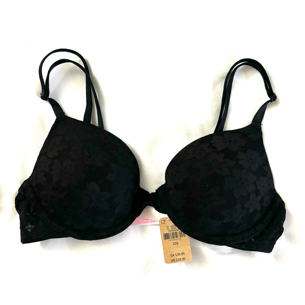 PINK Wear Everywhere T-shirt Lightly Lined Flower Lace Bra